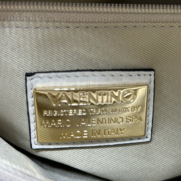 1712- Valentino By Mario Valentino Genuine Italian Leather used - Picture 6 of 12